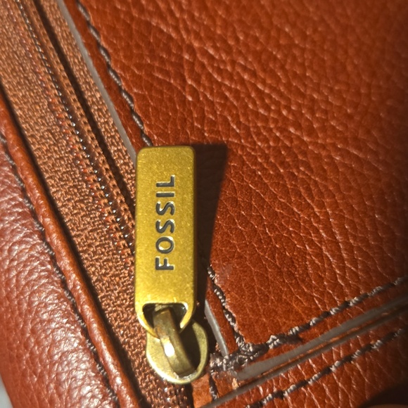 Fossil Brown Leather Wallet - Picture 4 of 4